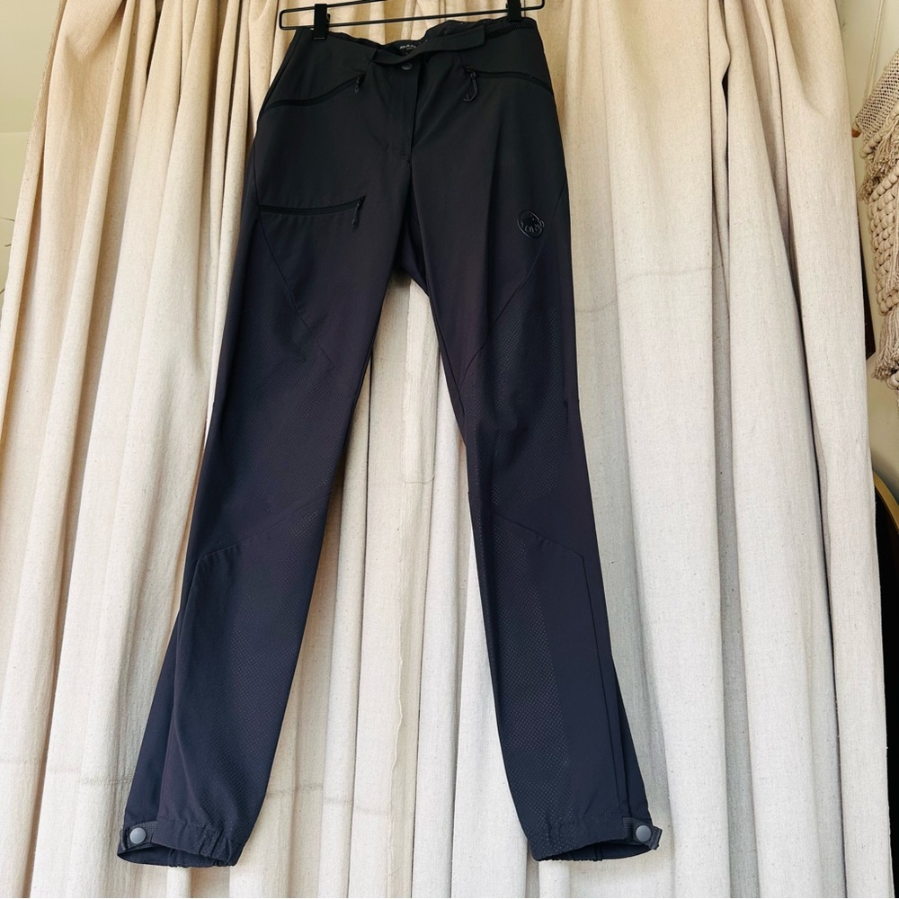 Mammut Black Cargo Pants Slim Fit